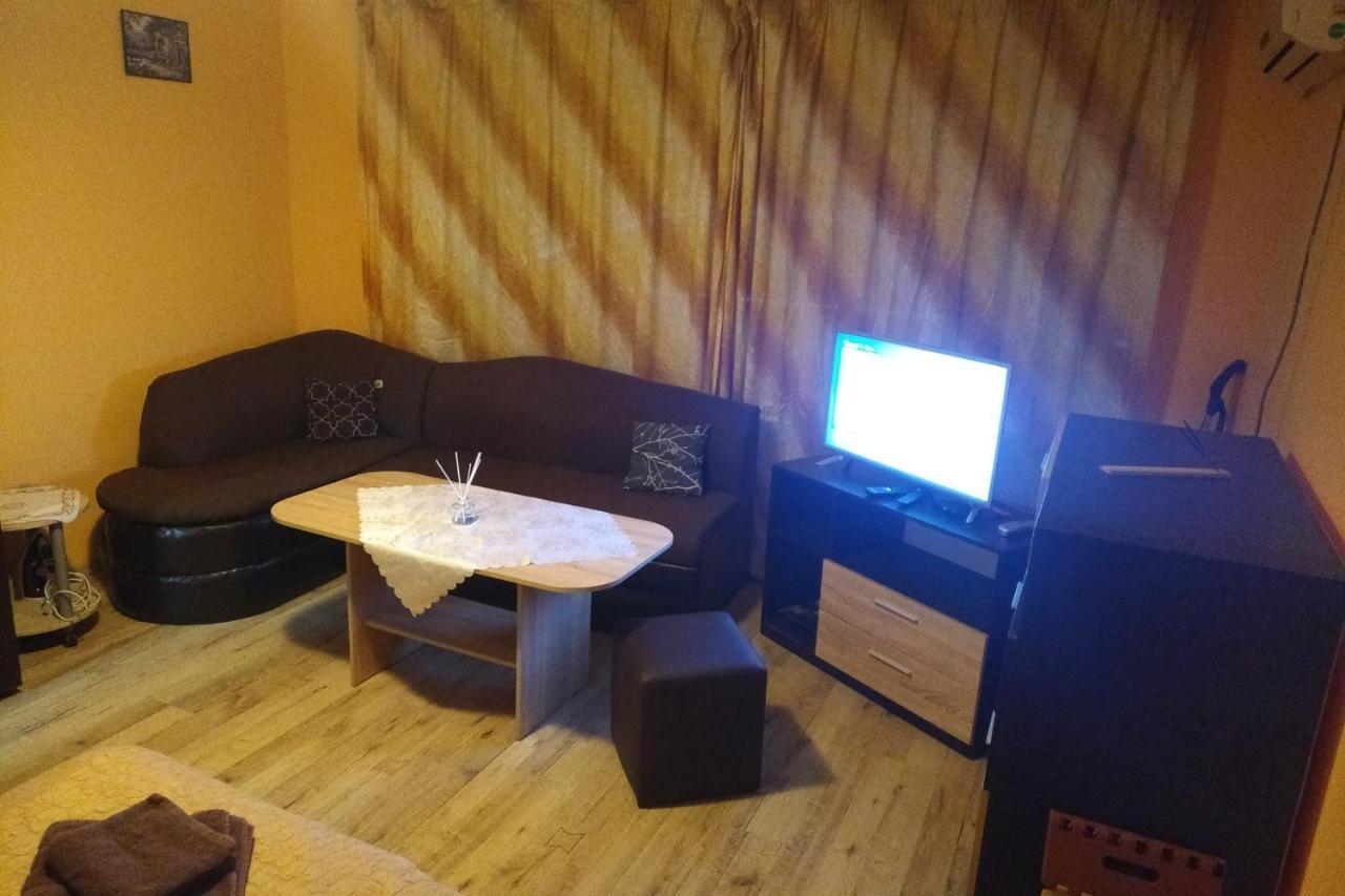 Apartament Edelvais Varna Exterior foto